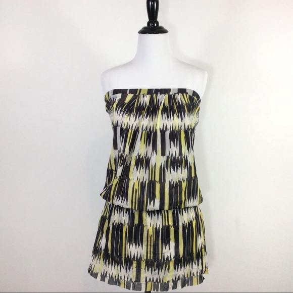 Cache Dresses & Skirts - ❌SOLD❌Cache' Strapless Lightweight Super MiniDress